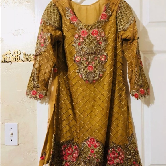 Dresses & Skirts - Pakistani dress